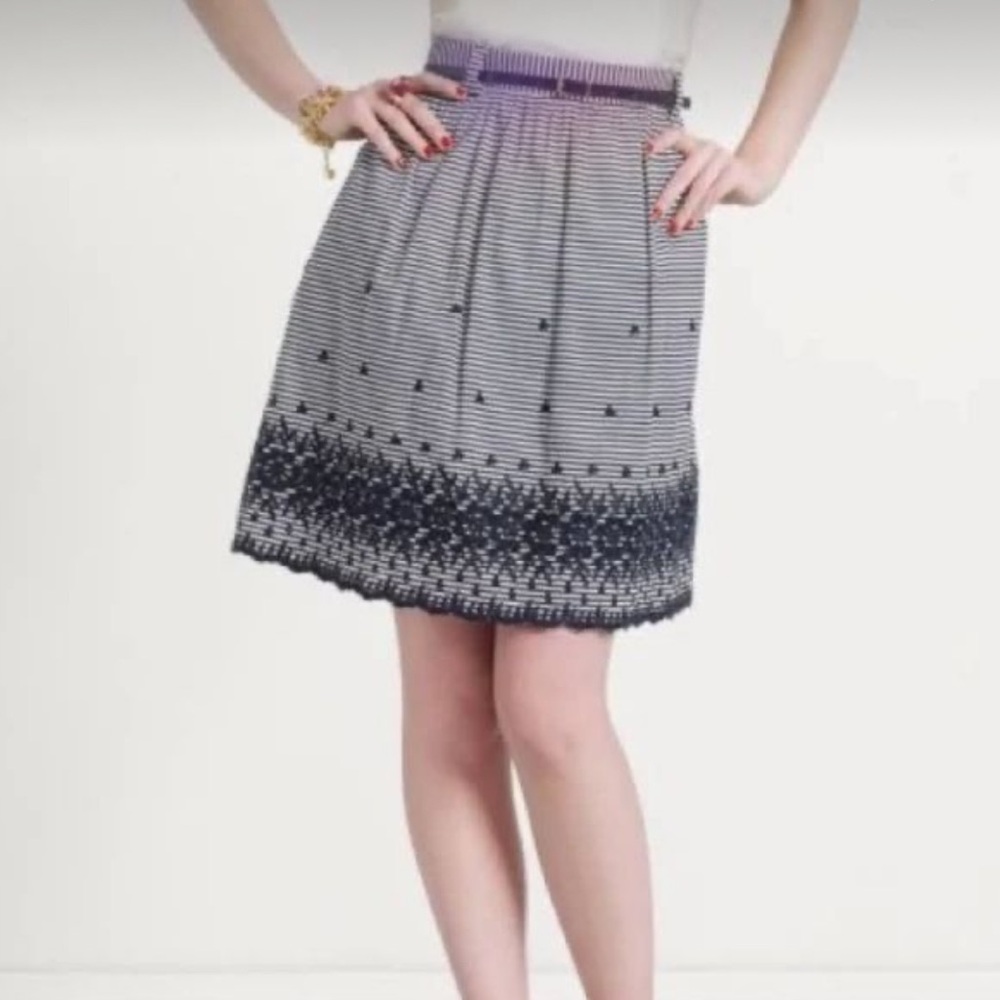 KATE SPADE  Striped Embroidered A-Line Skirt SIZE 6
Coastal Nautical